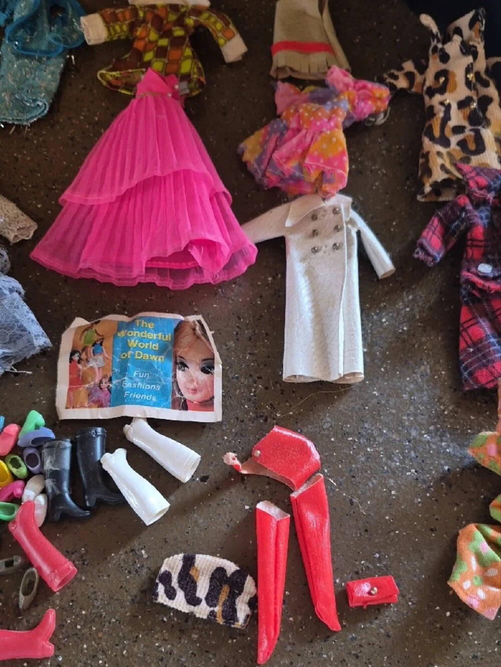 60s, 70s Dawn Doll And Clothes Lot Original Vintage